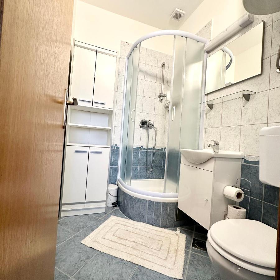 Studio Apartment Coce Trogir Buitenkant foto