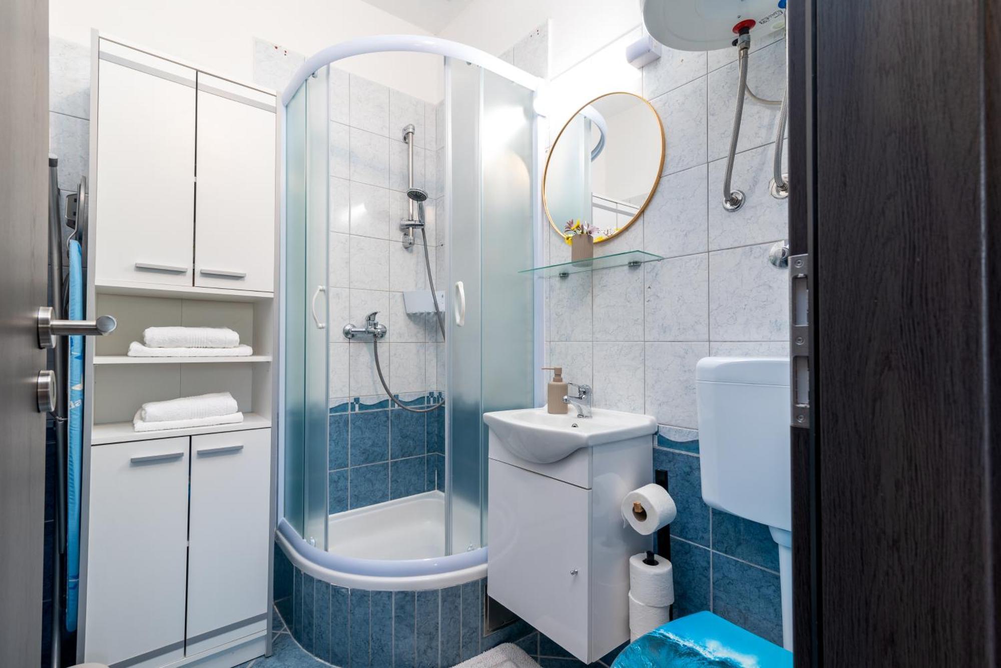 Studio Apartment Coce Trogir Buitenkant foto
