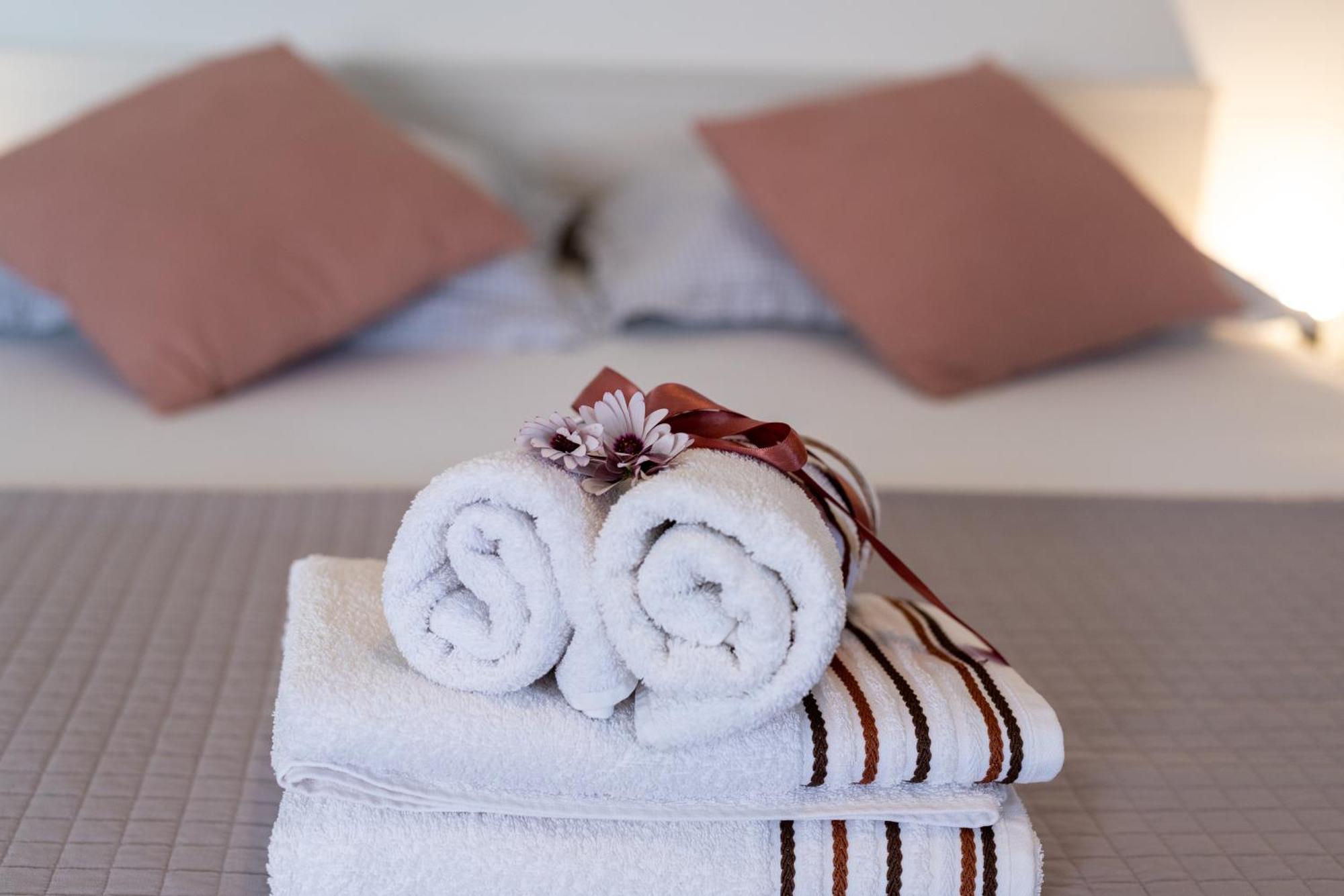 Studio Apartment Coce Trogir Buitenkant foto