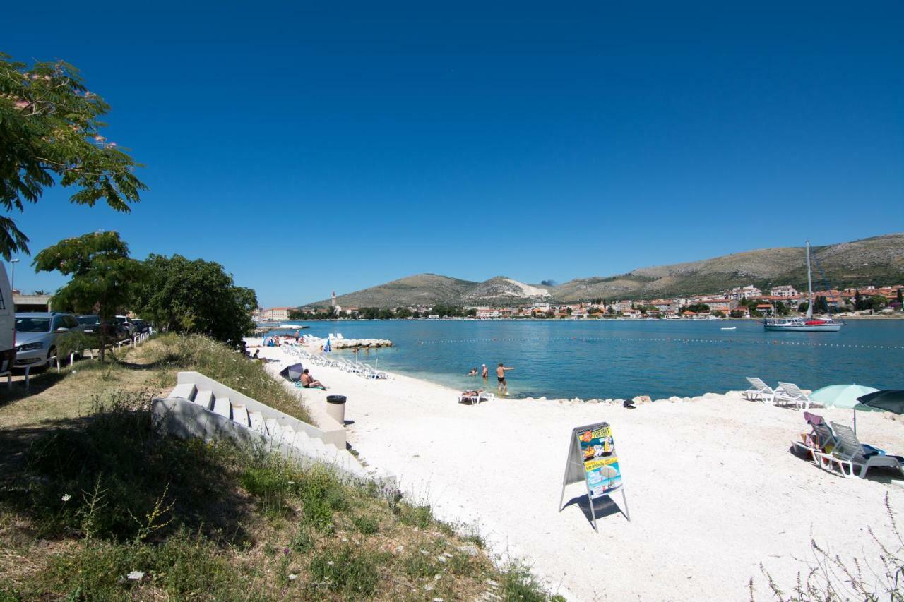 Studio Apartment Coce Trogir Buitenkant foto