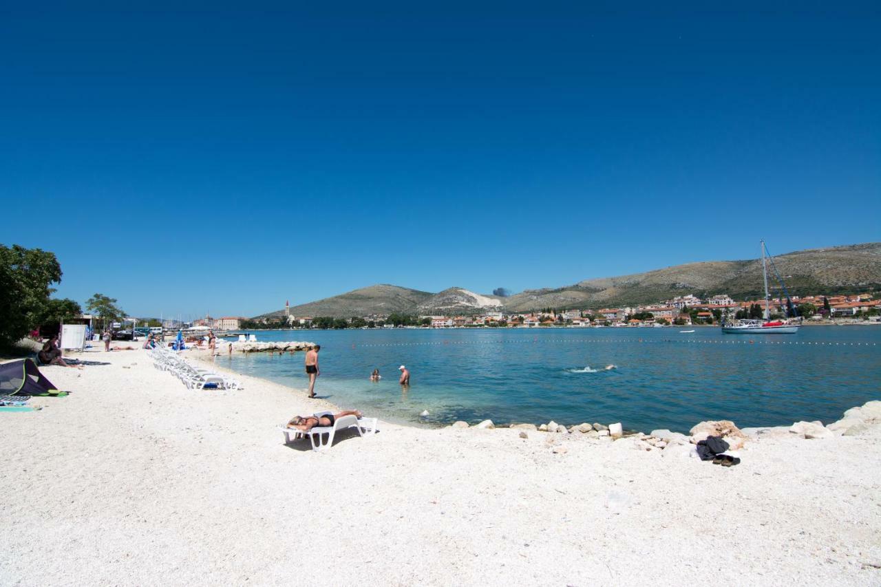 Studio Apartment Coce Trogir Buitenkant foto